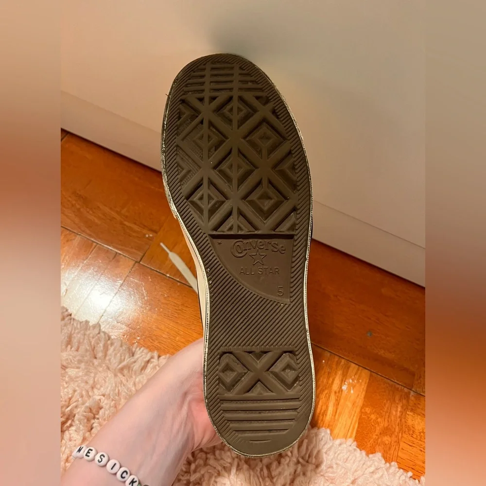 FINAL PRICE Limited Edition Chuck Taylor Converse Size 7 - Picture 4 of 5